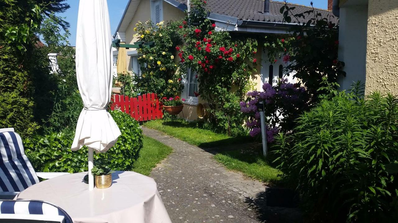 Haus Sandra ゼーバート・ヘリングスドルフ エクステリア 写真